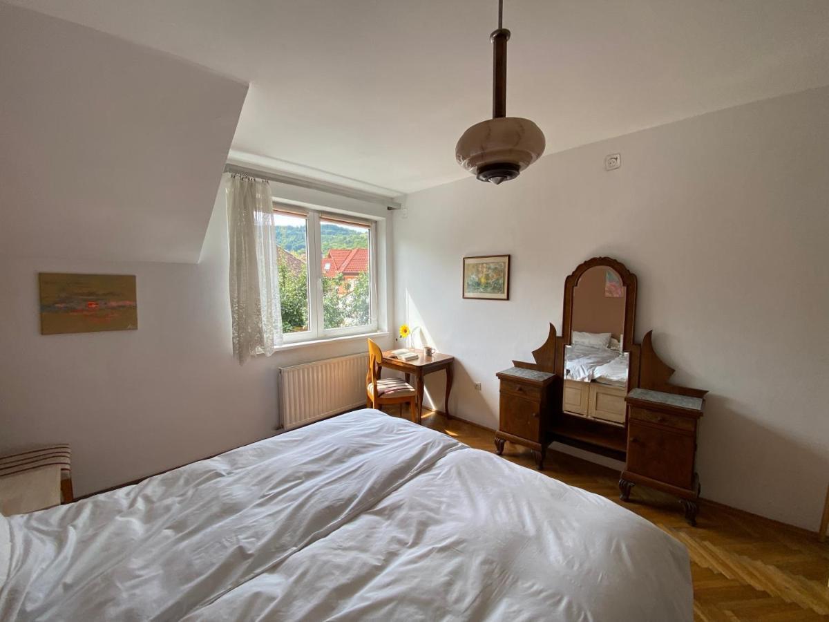 Rose'S Oldtown Apartment บราชอฟ ภายนอก รูปภาพ