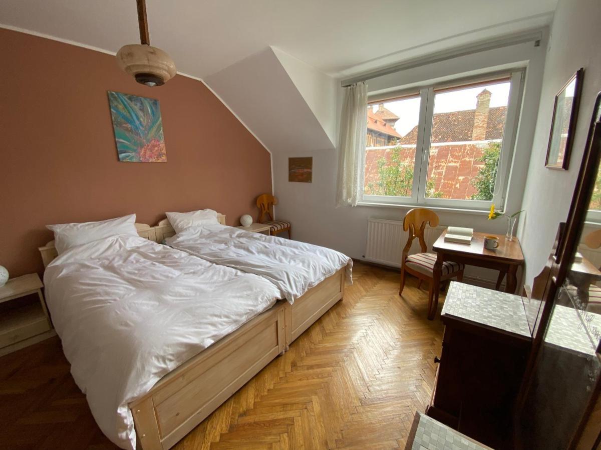 Rose'S Oldtown Apartment บราชอฟ ภายนอก รูปภาพ