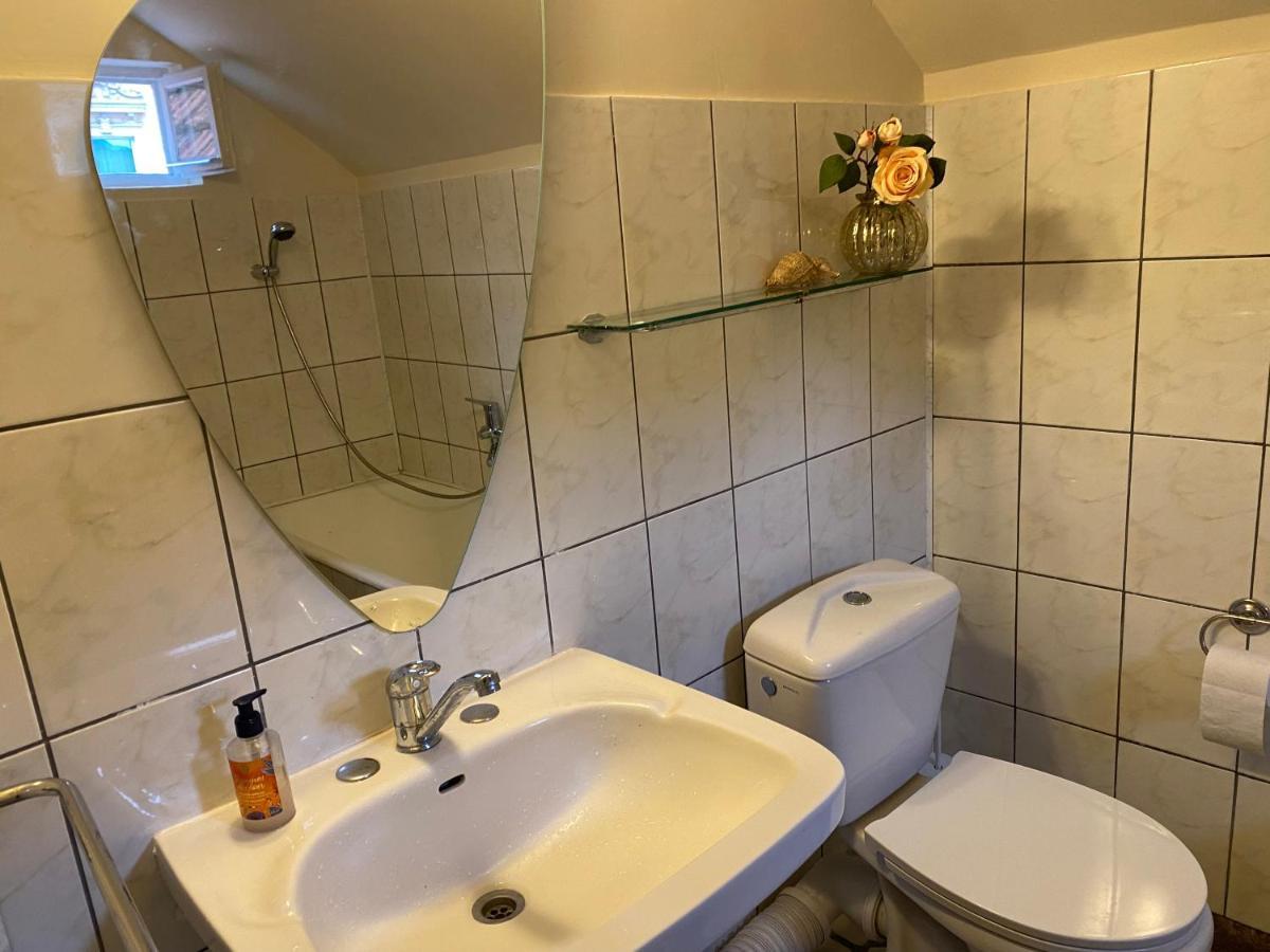 Rose'S Oldtown Apartment บราชอฟ ภายนอก รูปภาพ