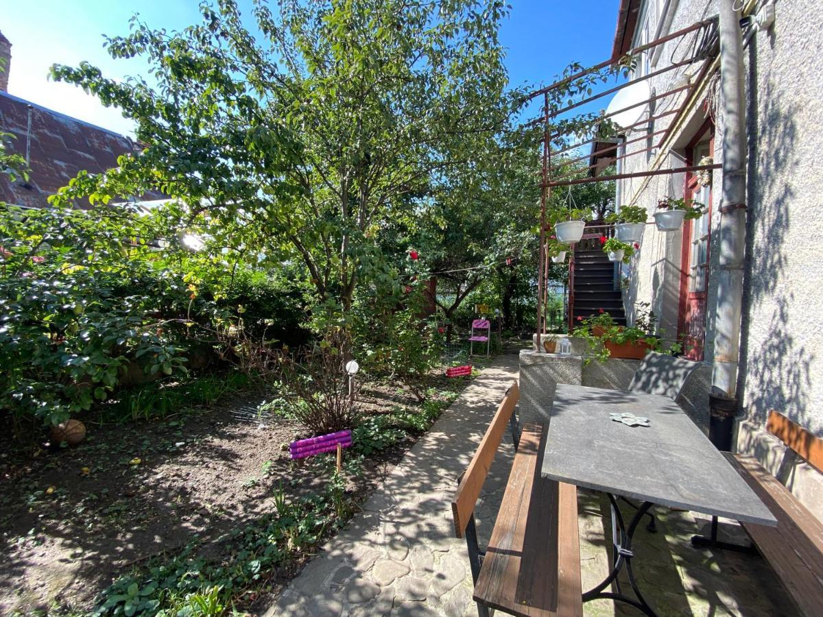 Rose'S Oldtown Apartment บราชอฟ ภายนอก รูปภาพ
