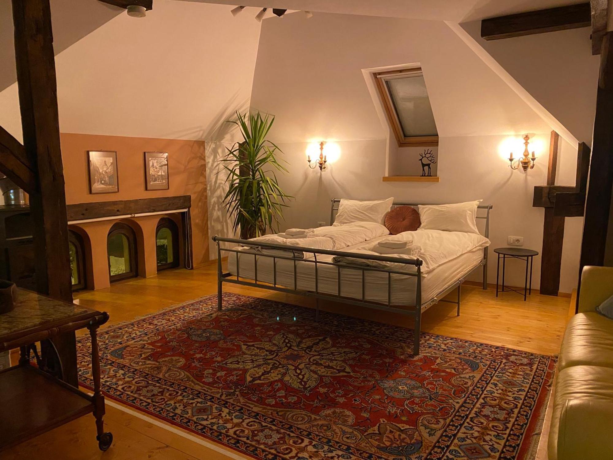 Rose'S Oldtown Apartment บราชอฟ ภายนอก รูปภาพ