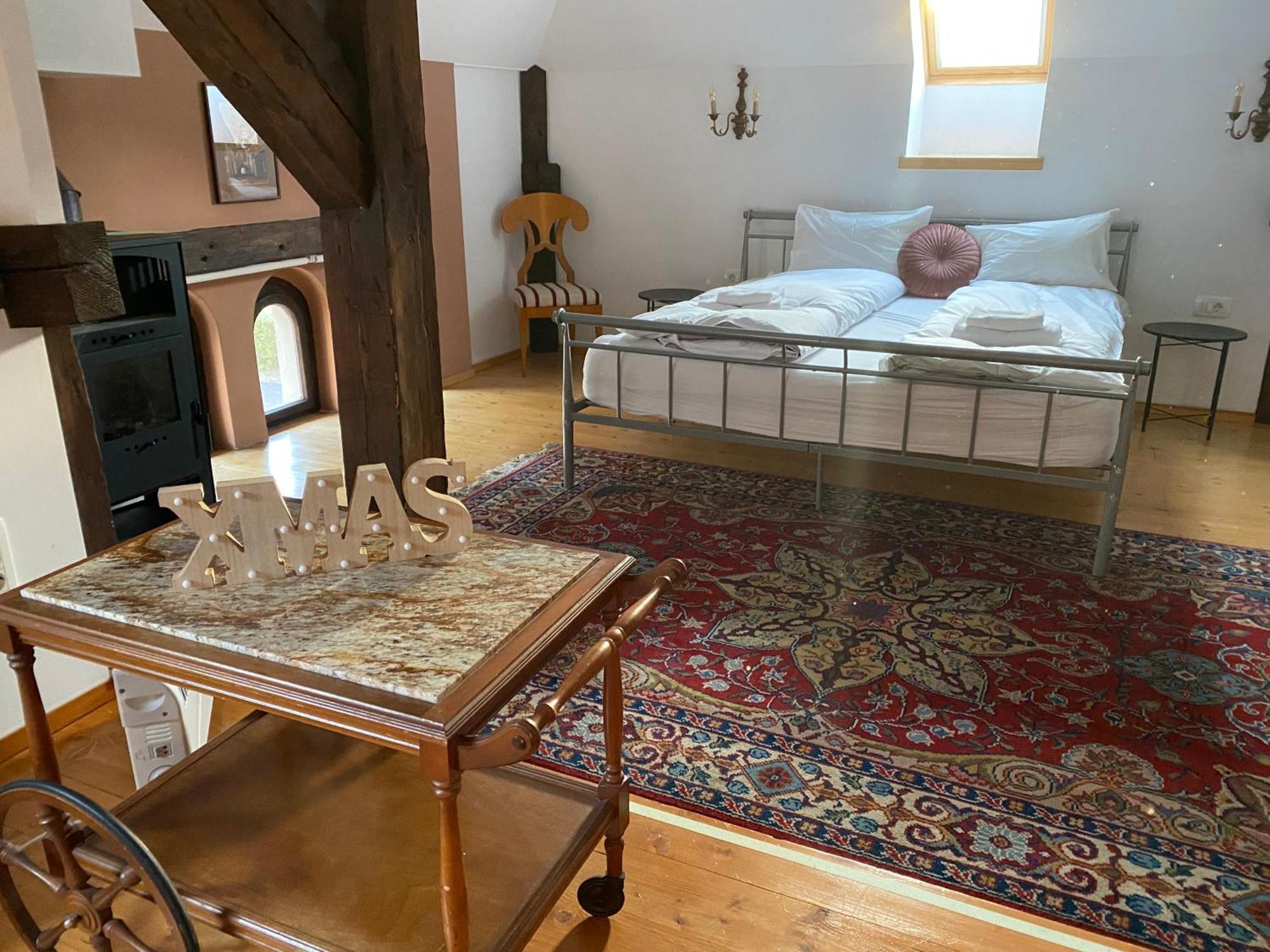 Rose'S Oldtown Apartment บราชอฟ ภายนอก รูปภาพ