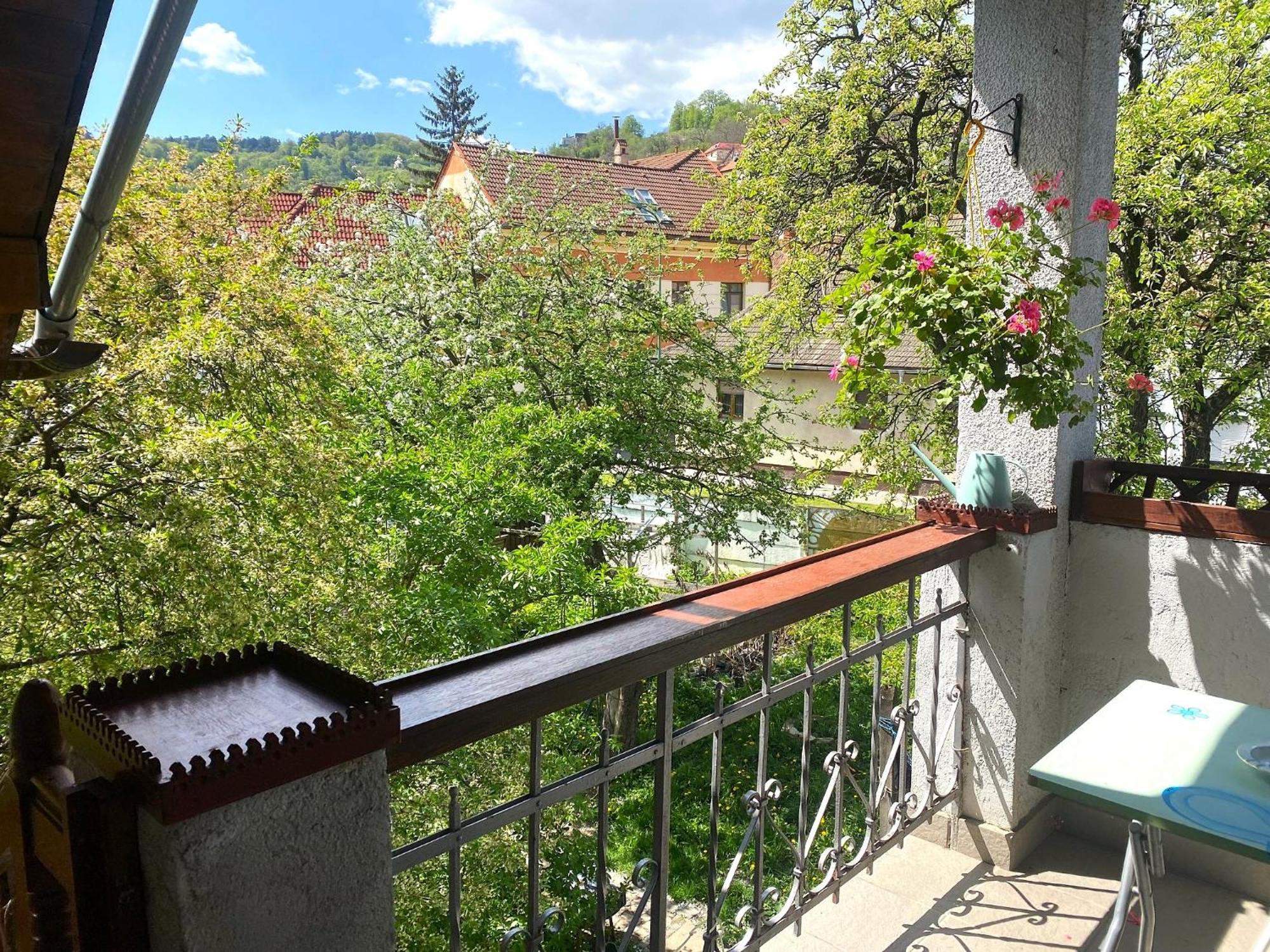 Rose'S Oldtown Apartment บราชอฟ ภายนอก รูปภาพ